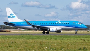 Photo of PH-EXT - Embraer ERJ-175STD operated by KLM Cityhopper