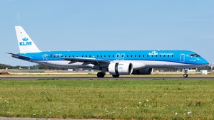 Photo of PH-NXL - Embraer ERJ-195-E2 operated by KLM Cityhopper
