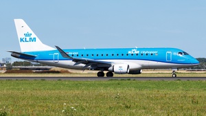 Photo of PH-EXZ - Embraer ERJ-175STD operated by KLM Cityhopper