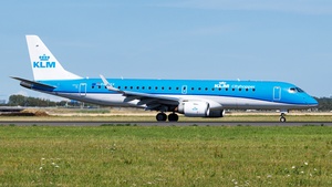 Photo of PH-EZF - Embraer ERJ-190STD operated by KLM Cityhopper
