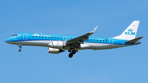 Photo of PH-EXD - Embraer ERJ-190STD operated by KLM Cityhopper