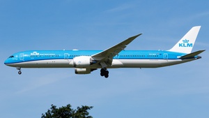 Photo of PH-BKK - Boeing 787-10 Dreamliner operated by KLM Royal Dutch Airlines
