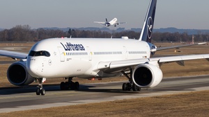 Photo of D-AIXF - Airbus A350-941 operated by Lufthansa