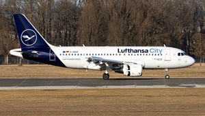 Photo of D-ABGH - Airbus A319-112 operated by Lufthansa City Airlines