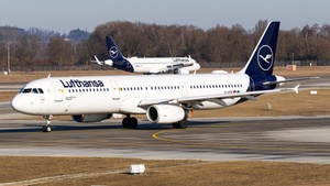 Photo of D-AISN - Airbus A321-231 operated by Lufthansa