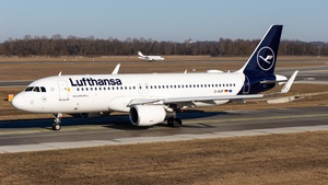 Photo of D-AIUF - Airbus A320-214 operated by Lufthansa