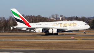 Photo of A6-EDV - Airbus A380-861 operated by Emirates