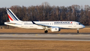 Photo of F-HZUK - Airbus A220-300 operated by Air France