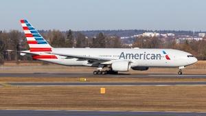 Photo of N799AN - Boeing 777-223(ER) operated by American Airlines