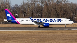 Photo with serial 12213 - Airbus A321-271NX