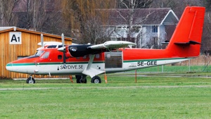 Photo of SE-GEE - De Havilland Canada DHC-6-300 Twin Otter operated by Skydive Stockholm