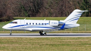 Photo of T7-BCH - Bombardier Challenger 605 operated by PrivatAir Saudi Arabia