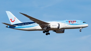 Photo of G-TUIF - Boeing 787-8 Dreamliner operated by TUI Airways