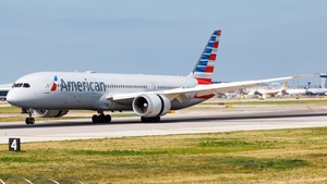 Photo of N824AN - Boeing 787-9 Dreamliner operated by American Airlines