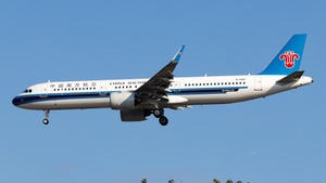 Photo of B-1090 - Airbus A321-271N operated by China Southern Airlines