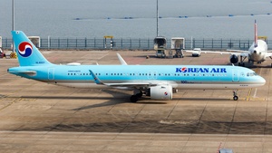Photo of HL8557 - Airbus A321-272NX operated by Korean Air