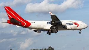 Boeing 747-412(BCF)