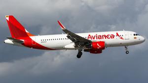 N562AV