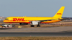 Photo of OE-LNL - Boeing 757-223(PCF) operated by DHL Air Austria
