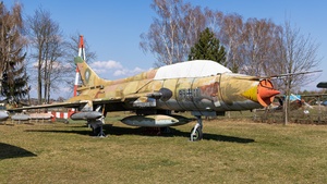 Photo of 98+11 - Sukhoi Su-22UM3K Fitter-G operated by German Air Force