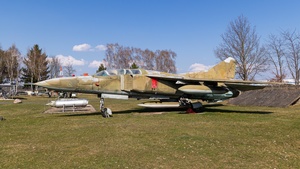 Photo of 104 - Mikoyan-Gurevich MiG-23UB Flogger-C operated by German Democratic Republic Air Force