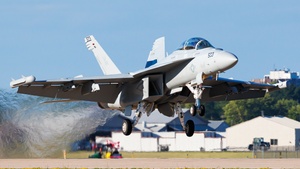 Photo of 169216 - Boeing EA-18G Growler operated by US Navy