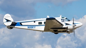 Photo of N18RY - Beechcraft E18S operated by Bobby Younkin Airshows