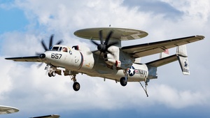 Photo of 165812 - Grumman E-2C Hawkeye operated by US Navy
