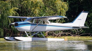 Photo of N78424 - Cessna 172K Skyhawk operated by Private