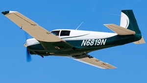 Photo with serial 680114 - Mooney M20C Mark 21