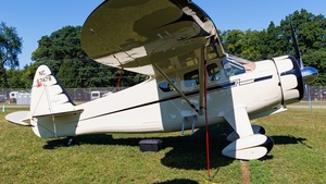 Photo with serial 562 - Howard DGA-15P