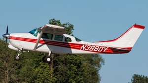 Photo of N3880Y - Cessna 210D Centurion operated by Private