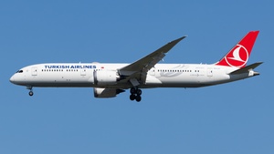 Photo of TC-LLD - Boeing 787-9 Dreamliner operated by Turkish Airlines