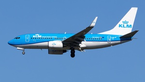 Photo of PH-BGH - Boeing 737-7K2 operated by KLM Royal Dutch Airlines