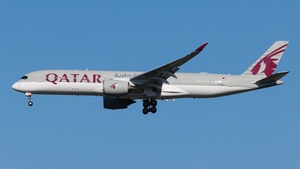 Photo of A7-ALY - Airbus A350-941 operated by Qatar Airways