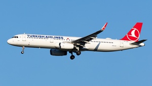 Photo of TC-JSV - Airbus A321-231 operated by Turkish Airlines