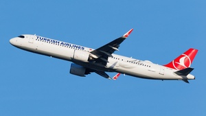 Photo of TC-LPD - Airbus A321-271NX operated by Turkish Airlines