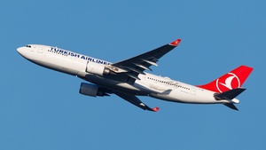 Photo of TC-JNE - Airbus A330-203 operated by Turkish Airlines