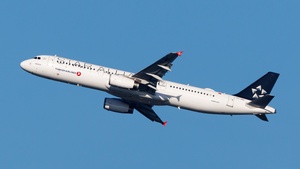Photo of TC-JRR - Airbus A321-231 operated by Turkish Airlines
