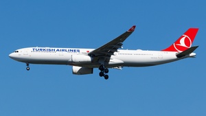 Photo of TC-JNI - Airbus A330-343 operated by Turkish Airlines