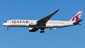 Photo of A7-ALR - Airbus A350-941 operated by Qatar Airways