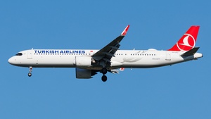 Photo of TC-LPJ - Airbus A321-271NX operated by Turkish Airlines