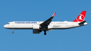 Photo of TC-LSZ - Airbus A321-271NX operated by Turkish Airlines