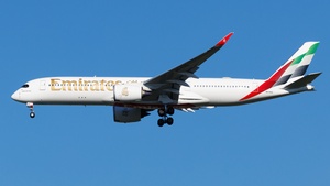 Photo of A6-EXQ - Airbus A350-941 operated by Emirates