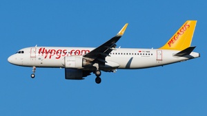 Photo of TC-NBB - Airbus A320-251N operated by Pegasus Airlines