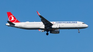 Photo of TC-JTD - Airbus A321-231 operated by Turkish Airlines