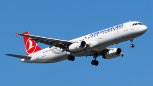 Photo of TC-JSD - Airbus A321-231 operated by Turkish Airlines