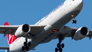 Photo of TC-JNI - Airbus A330-343 operated by Turkish Airlines