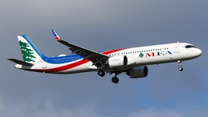 Photo of T7-ME1 - Airbus A321-271NX operated by MEA Middle East Airlines