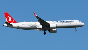 Photo of TC-LTE - Airbus A321-271NX operated by Turkish Airlines